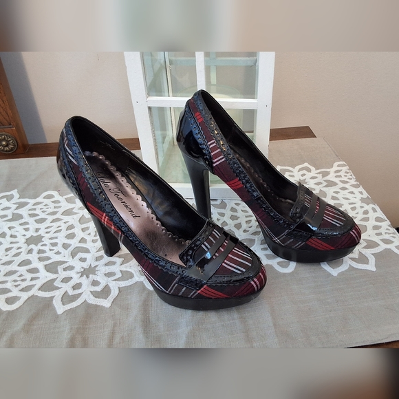 SOLD!!!  LuLu Townsend, 7.5Medium Woman's Dress Shoes - Picture 7 of 8